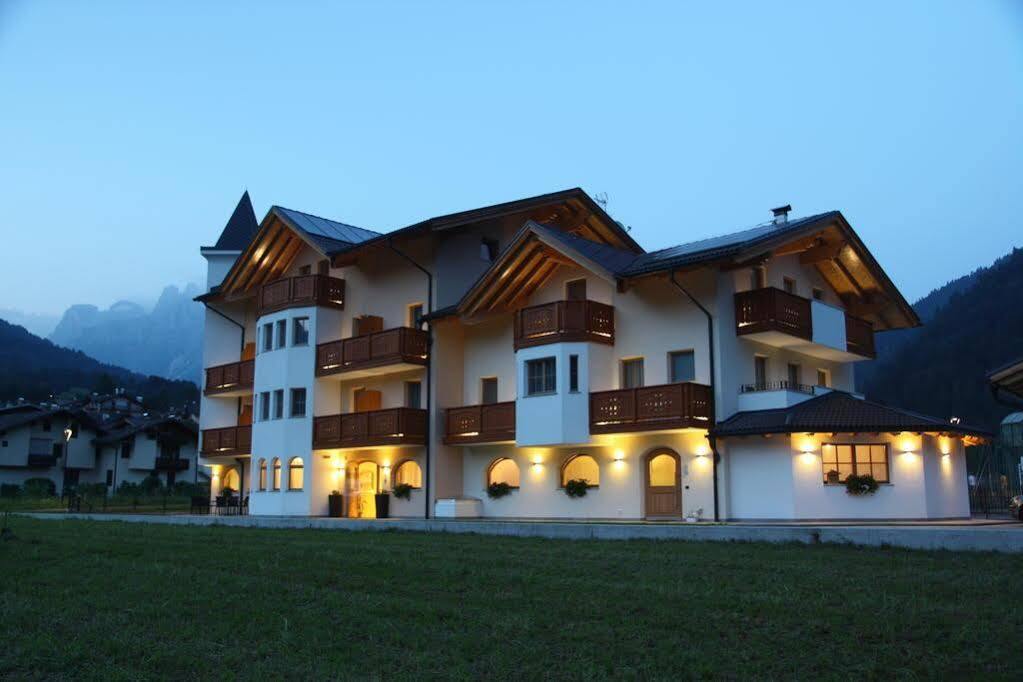 Hotel Garnì Paradisi - Wellness&Spa Mezzano Exteriör bild